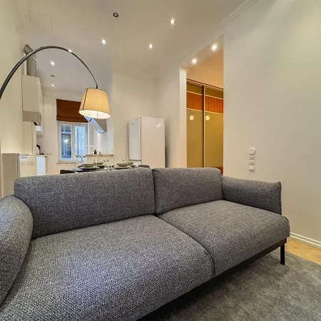 Apartment Elegant 2bd Next To Old Town *